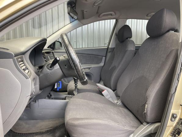 Kia Rio II с пробегом 2005 года, цена 165 000 рублей, 200000 км, хэтчбек, Автокод Объявления