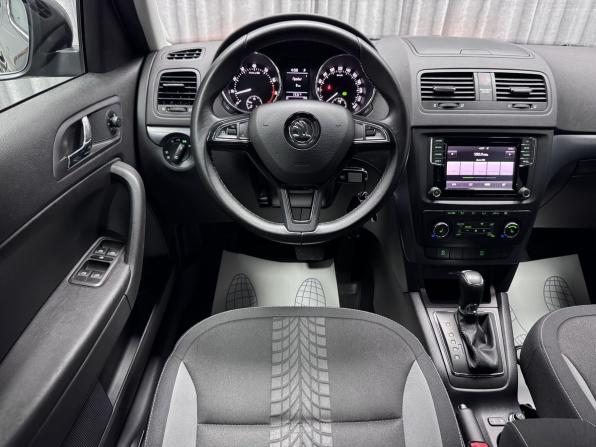 Skoda Yeti I Рестайлинг с пробегом 2015 года, цена 1 470 000 рублей, 71761 км, внедорожник, Автокод Объявления