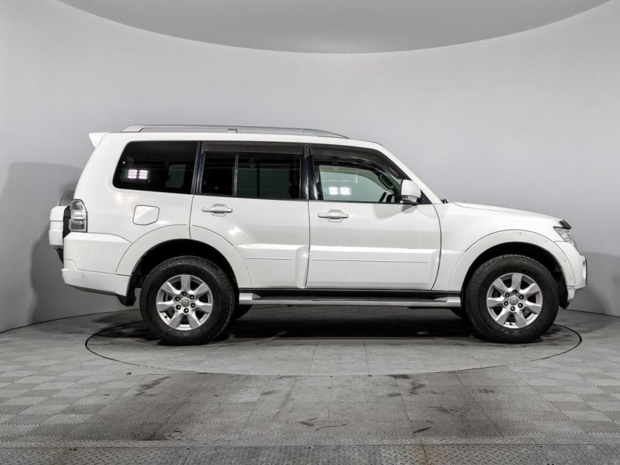 Mitsubishi Pajero IV Рестайлинг 1 Санкт-Петербург  - изображение 4