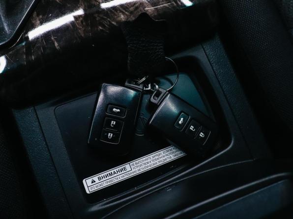 Toyota Camry VII (XV50) Рестайлинг с пробегом 2014 года, цена 1 960 000 рублей, 179626 км, седан, Автокод Объявления