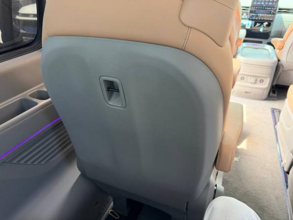 Hyundai Staria I с пробегом 2025 года, цена 9 490 000 рублей, 8000 км, минивэн, Автокод Объявления