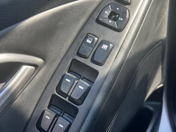 Hyundai ix35 I с пробегом 2011 года, цена 1 150 000 рублей, 213976 км, внедорожник, Автокод Объявления