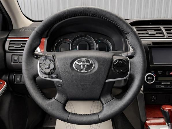 Toyota Camry VII (XV50) с пробегом 2013 года, цена 1 797 000 рублей, 188487 км, седан, Автокод Объявления
