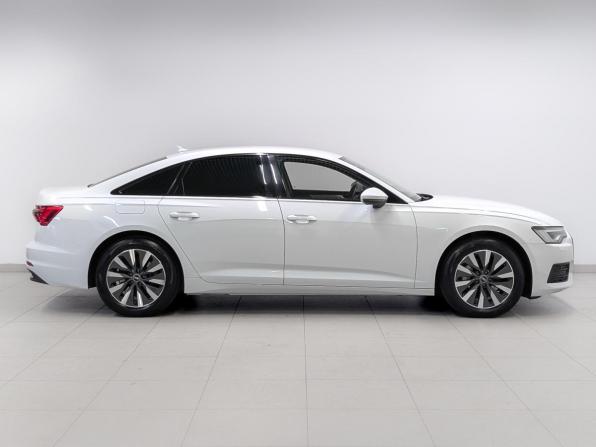Audi A6 V (C8) с пробегом 2021 года, цена 4 150 000 рублей, 52223 км, седан, Автокод Объявления