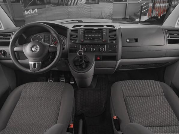 Volkswagen Caravelle T5 Рестайлинг с пробегом 2010 года, цена 1 499 000 рублей, 143600 км, минивэн, Автокод Объявления