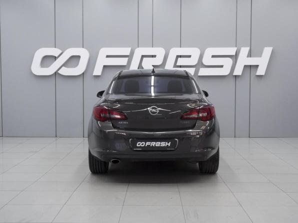 Opel Astra J Рестайлинг с пробегом 2014 года, цена 950 000 рублей, 137222 км, седан, Автокод Объявления