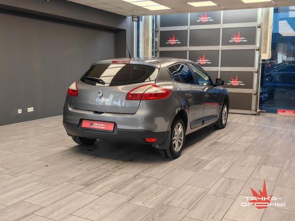 Renault Megane III с пробегом 2011 года, цена 535 000 рублей, 213000 км, хэтчбек, Автокод Объявления