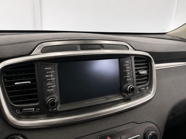 Kia Sorento III Prime Рестайлинг с пробегом 2018 года, цена 2 899 000 рублей, 93000 км, внедорожник, Автокод Объявления