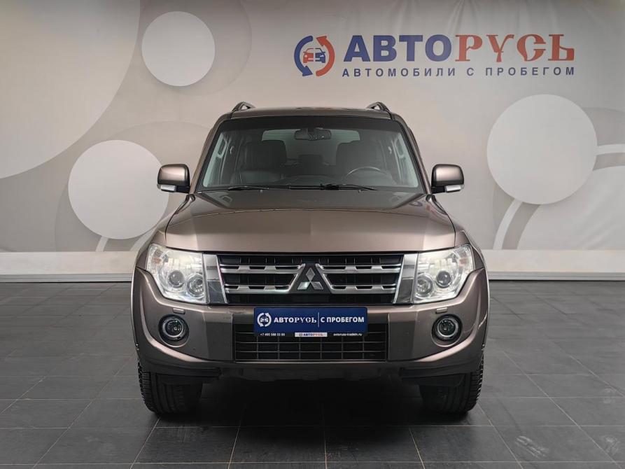 Mitsubishi Pajero IV Рестайлинг 1 Москва  - изображение 3