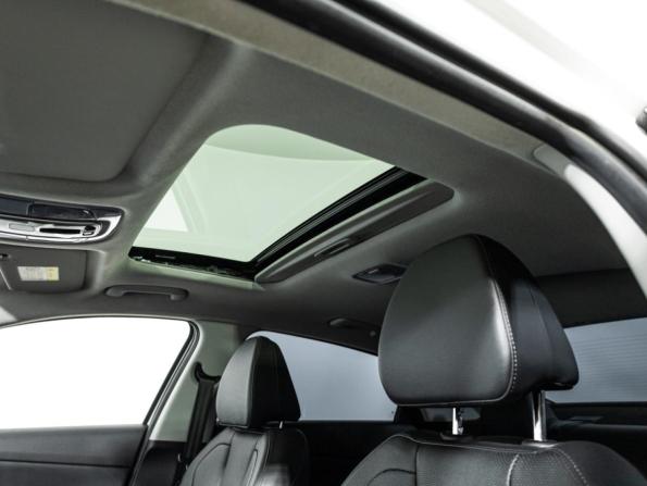 Hyundai Elantra VII (CN7) с пробегом 2023 года, цена 2 049 700 рублей, 69766 км, седан, Автокод Объявления