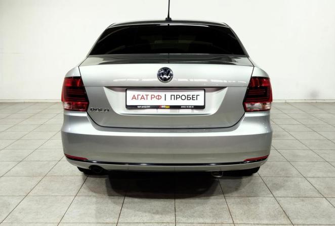 Volkswagen Polo V Рестайлинг с пробегом 2018 года, цена 1 320 000 рублей, 71769 км, седан, Автокод Объявления