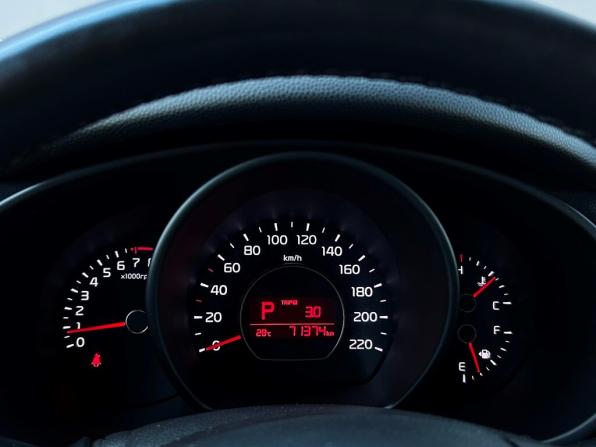 Kia Soul II Рестайлинг с пробегом 2017 года, цена 1 394 700 рублей, 71374 км, хэтчбек, Автокод Объявления