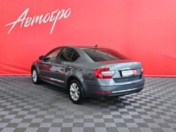 Skoda Octavia III (A7) Рестайлинг с пробегом 2018 года, цена 1 699 000 рублей, 123381 км, лифтбек, Автокод Объявления