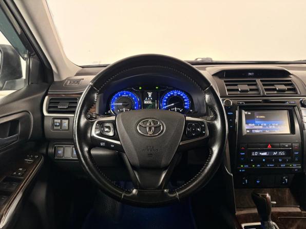 Toyota Camry VII (XV50) Рестайлинг 2 с пробегом 2018 года, цена 1 899 000 рублей, 206761 км, седан, Автокод Объявления