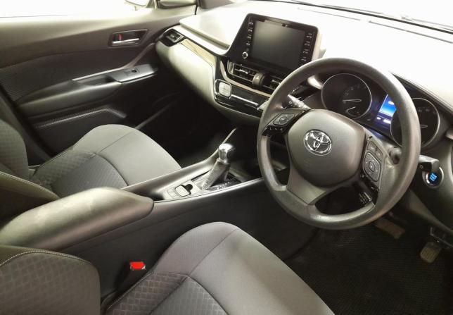 Toyota C-HR I Рестайлинг с пробегом 2020 года, цена 1 999 000 рублей, 83093 км, внедорожник, Автокод Объявления