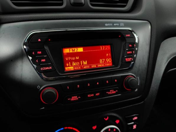 Kia Rio III с пробегом 2013 года, цена 897 000 рублей, 133881 км, хэтчбек, Автокод Объявления