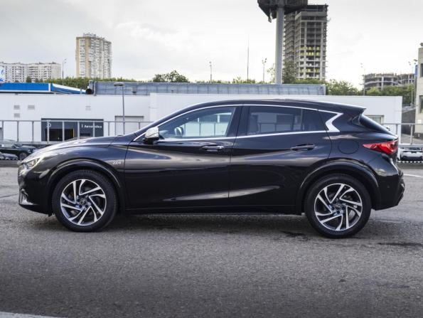 Infiniti Q30 с пробегом 2017 года, цена 2 338 000 рублей, 87403 км, хэтчбек, Автокод Объявления