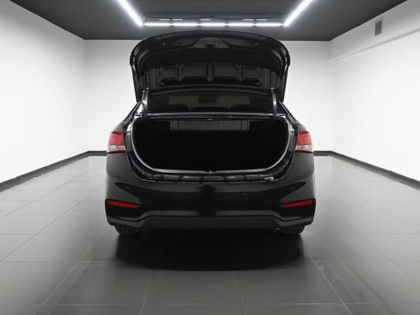 Hyundai Solaris II с пробегом 2018 года, цена 1 195 000 рублей, 131425 км, седан, Автокод Объявления