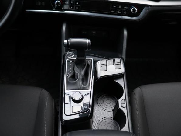 Kia Sportage V с пробегом 2022 года, цена 3 300 000 рублей, 80507 км, внедорожник, Автокод Объявления