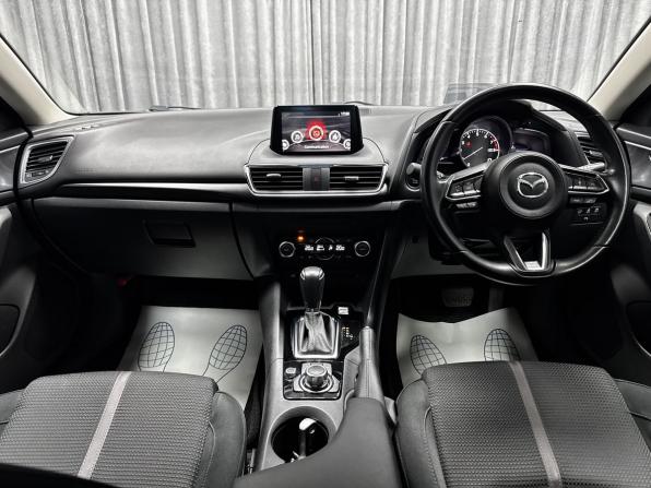 Mazda Axela III Рестайлинг с пробегом 2017 года, цена 1 570 000 рублей, 95146 км, седан, Автокод Объявления