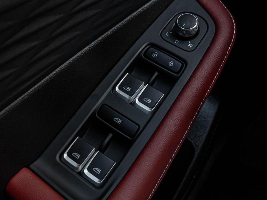 Geely Coolray I Рестайлинг Краснодар  - изображение 20