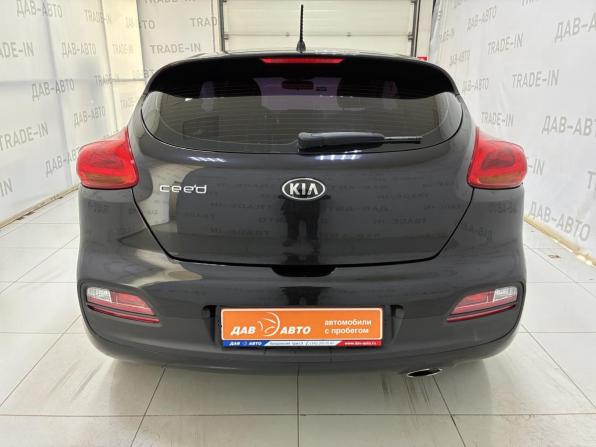 Kia Ceed II с пробегом 2014 года, цена 940 000 рублей, 176000 км, хэтчбек, Автокод Объявления