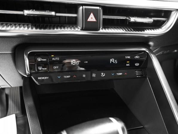 Kia K5 III с пробегом 2021 года, цена 2 345 000 рублей, 100864 км, седан, Автокод Объявления