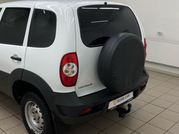 Chevrolet Niva I Рестайлинг с пробегом 2018 года, цена 730 000 рублей, 123487 км, внедорожник, Автокод Объявления