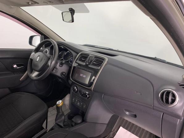 Renault Logan II с пробегом 2014 года, цена 632 000 рублей, 179389 км, седан, Автокод Объявления