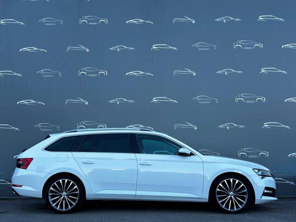 Skoda Superb III Рестайлинг с пробегом 2020 года, цена 3 698 500 рублей, 104083 км, универсал, Автокод Объявления