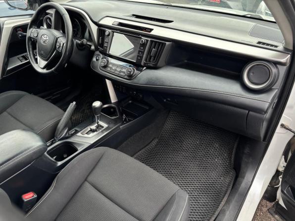 Toyota RAV4 IV (XA40) Рестайлинг с пробегом 2018 года, цена 2 390 000 рублей, 162309 км, внедорожник, Автокод Объявления