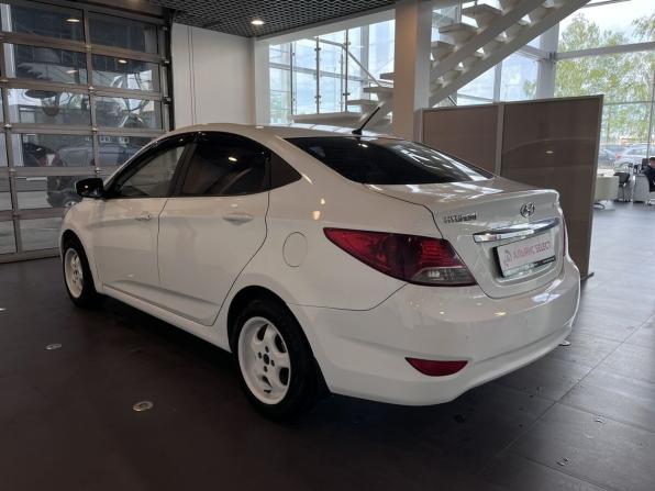 Hyundai Solaris I с пробегом 2012 года, цена 726 000 рублей, 214527 км, седан, Автокод Объявления
