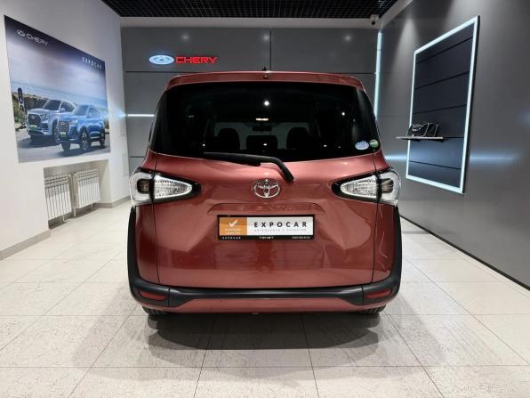 Toyota Sienta II с пробегом 2017 года, цена 1 390 000 рублей, 105000 км, компактвэн, Автокод Объявления