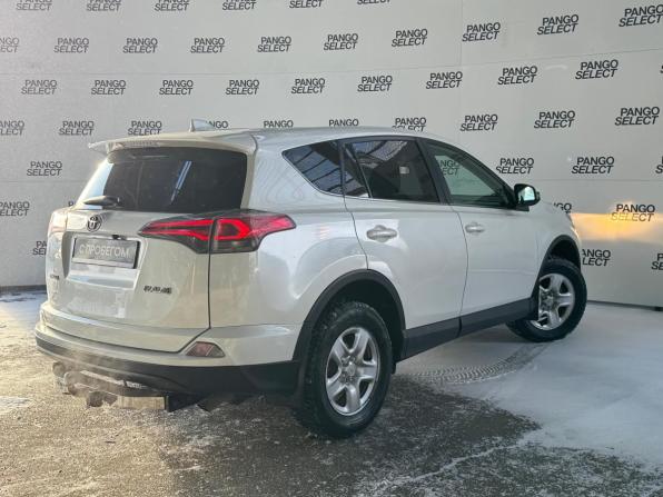 Toyota RAV4 IV (XA40) Рестайлинг с пробегом 2016 года, цена 1 789 000 рублей, 200000 км, внедорожник, Автокод Объявления