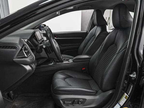 Toyota Camry VIII (XV70) Рестайлинг с пробегом 2021 года, цена 2 649 000 рублей, 81260 км, седан, Автокод Объявления