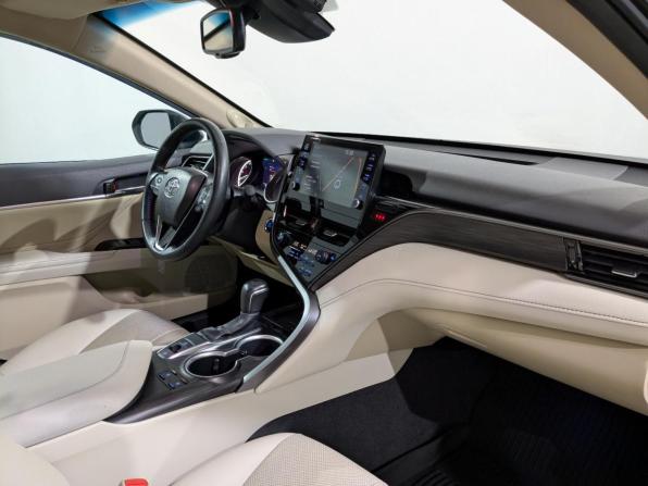 Toyota Camry VIII (XV70) Рестайлинг с пробегом 2021 года, цена 3 200 000 рублей, 80346 км, седан, Автокод Объявления