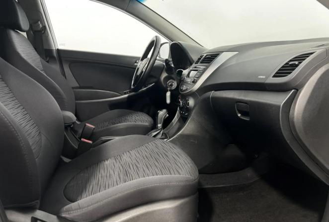 Hyundai Solaris I Рестайлинг с пробегом 2016 года, цена 1 080 000 рублей, 126000 км, хэтчбек, Автокод Объявления