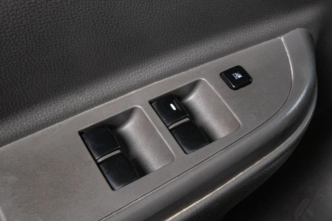 Mitsubishi L200 V с пробегом 2017 года, цена 2 589 000 рублей, 307390 км, offers.body_type.unknown, Автокод Объявления