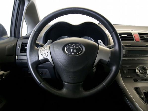 Toyota Auris I с пробегом 2008 года, цена 590 000 рублей, 151949 км, хэтчбек, Автокод Объявления