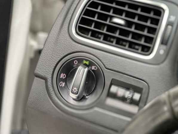 Volkswagen Polo V с пробегом 2012 года, цена 725 000 рублей, 189000 км, седан, Автокод Объявления