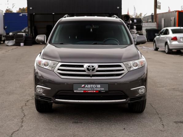 Toyota Highlander II (XU40) Рестайлинг с пробегом 2012 года, цена 1 899 000 рублей, 227230 км, внедорожник, Автокод Объявления