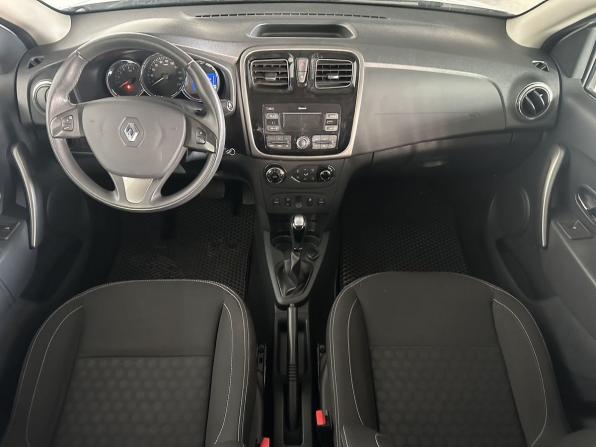 Renault Sandero II с пробегом 2018 года, цена 1 222 000 рублей, 36000 км, хэтчбек, Автокод Объявления
