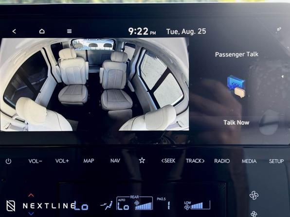 Hyundai Staria I с пробегом 2025 года, цена 8 990 000 рублей, 14900 км, минивэн, Автокод Объявления