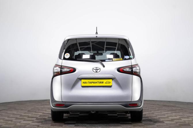 Toyota Sienta II с пробегом 2016 года, цена 1 449 000 рублей, 114000 км, компактвэн, Автокод Объявления