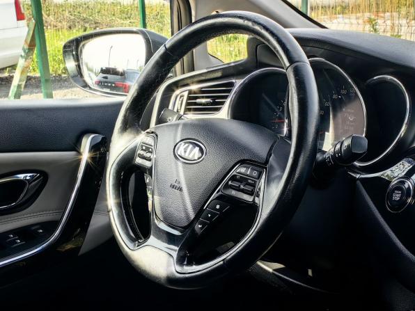 Kia Ceed II с пробегом 2013 года, цена 1 099 000 рублей, 192500 км, универсал, Автокод Объявления