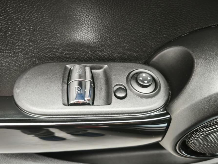 Mini Hatch III (F55/F56) Рестайлинг Москва  - изображение 11
