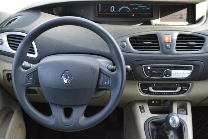 Renault Scenic III с пробегом 2009 года, цена 610 000 рублей, 278000 км, минивэн, Автокод Объявления