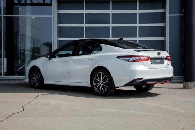 Toyota Camry VIII (XV70) Рестайлинг с пробегом 2021 года, цена 2 940 000 рублей, 88832 км, седан, Автокод Объявления