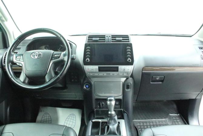 Toyota Land Cruiser Prado 150 Series Рестайлинг 3 с пробегом 2020 года, цена 6 310 000 рублей, 48192 км, внедорожник, Автокод Объявления