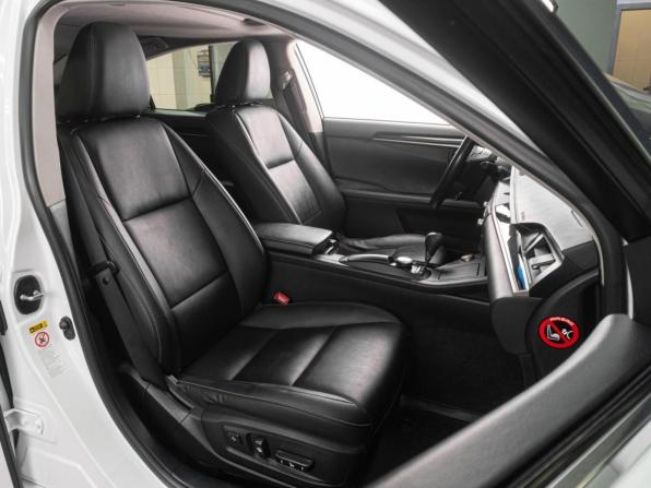 Lexus ES VI с пробегом 2013 года, цена 2 589 000 рублей, 171566 км, седан, Автокод Объявления